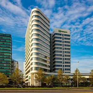 4* Szálloda - Arena Towers By Ihg